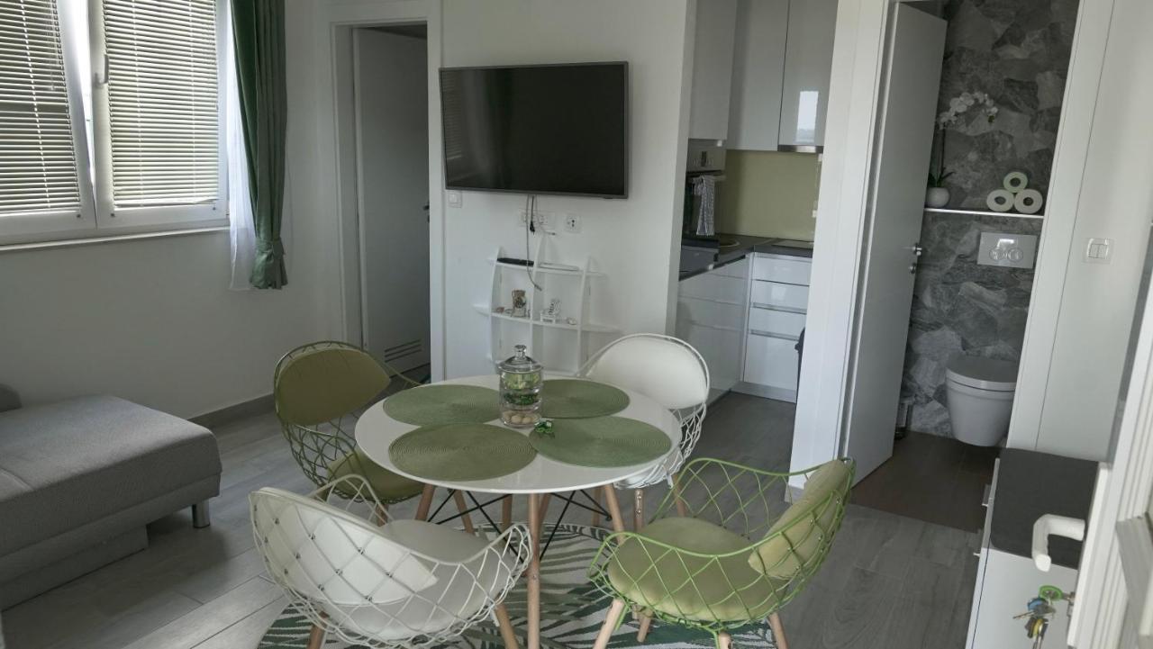 Apartments Bestak Đảo Krk Ngoại thất bức ảnh