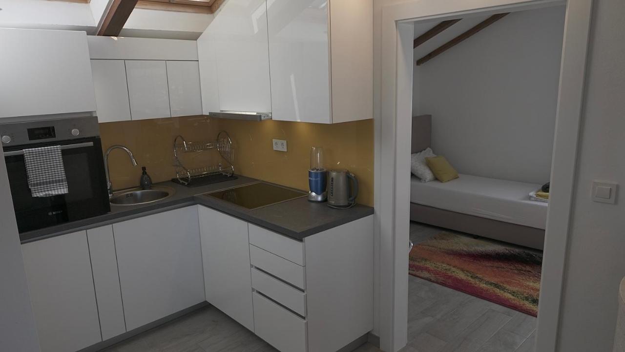 Apartments Bestak Đảo Krk Ngoại thất bức ảnh